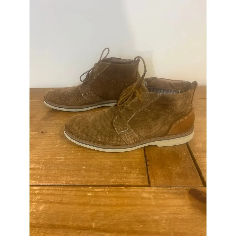 Nunn Bush 9.5 Men's Barklay Plain Toe Chukka Boots Textured Tan Suede Upper